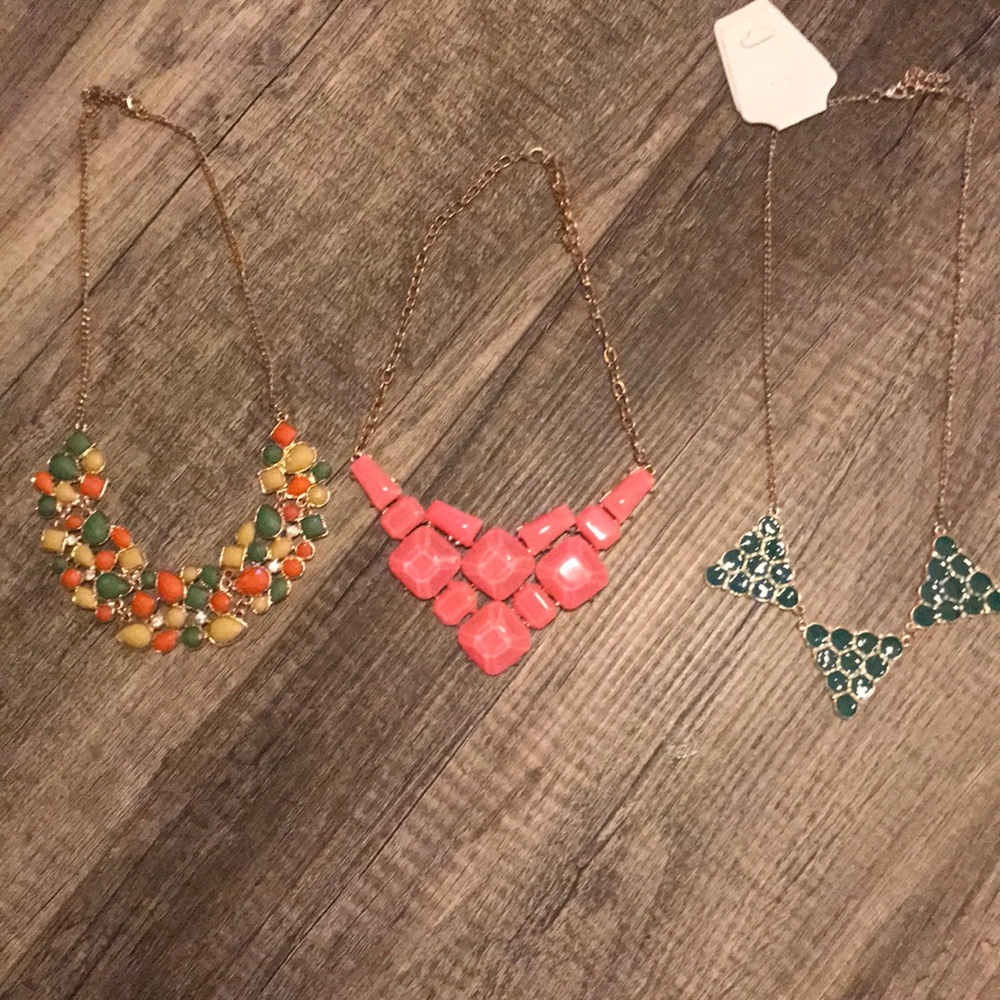Lot of necklaces